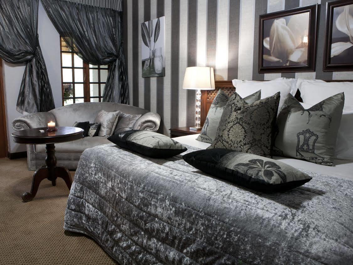 Valley Lodge & Spa Magaliesburg Bagian luar foto